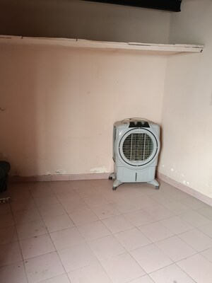 Room in 1 RK Builder Floor at Ignou Road – for Rent