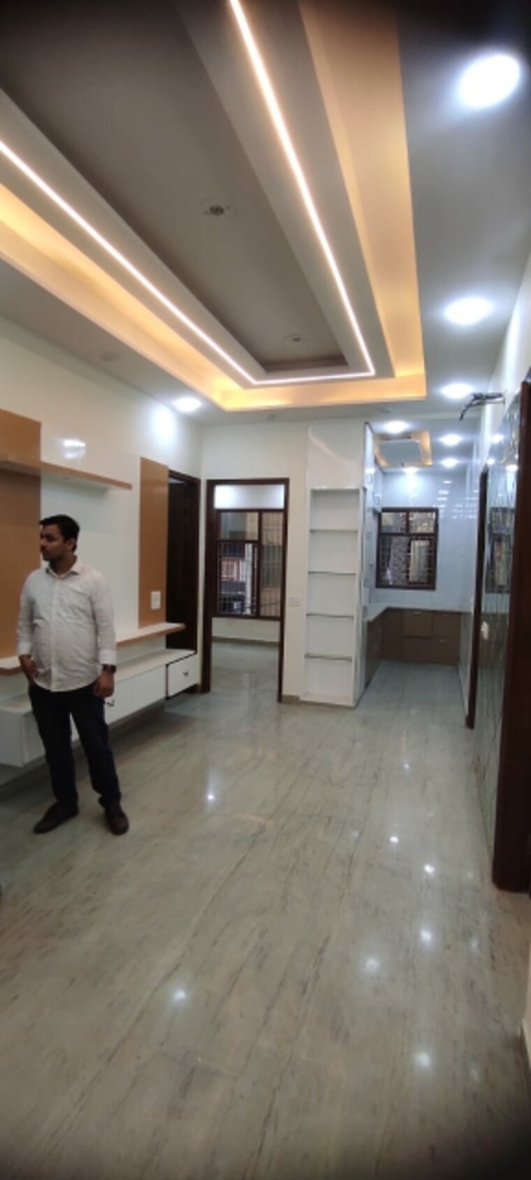 Room, rohini sector 24 3 Bedroom 750 Sq.Ft. Builder Floor In Rohini Sector 24 Delhi 9715983