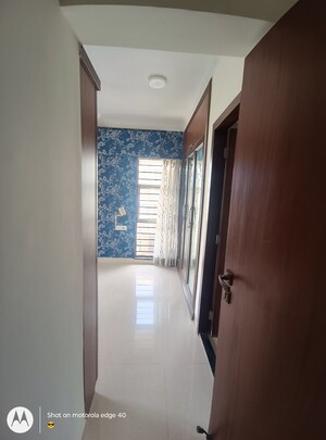 Furnished Amenities in 3 BHK Apartment at The Wadhwa Platina, Kolshet Road – for Rent