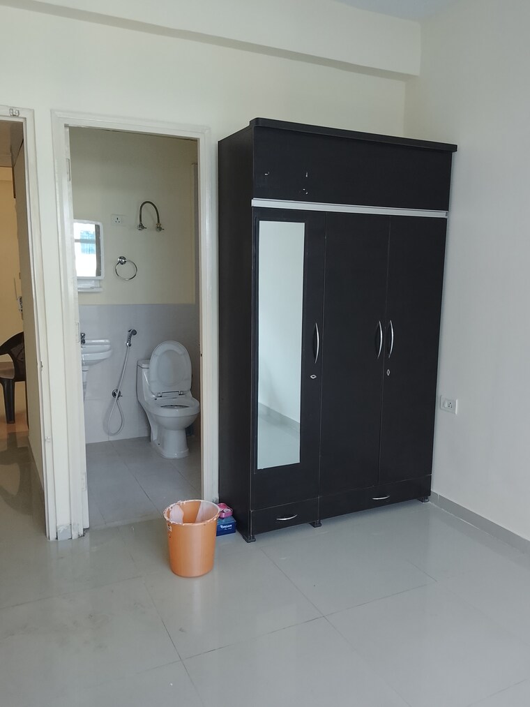 undefined, pyramid-square-67a 2 Bedroom 700 Sq.Ft. Apartment In Sector 67 Gurgaon 9716025