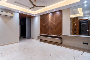 Living Room in 6 BHK Independent House at Sector 15 – for Sale