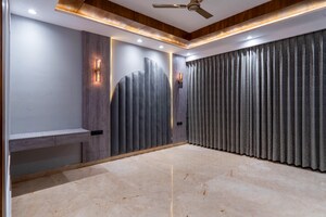 Bedroom in 6 BHK Independent House at Sector 15 – for Sale