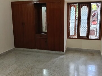 Room in 3 BHK Independent House at Hbr Layout – for Rent