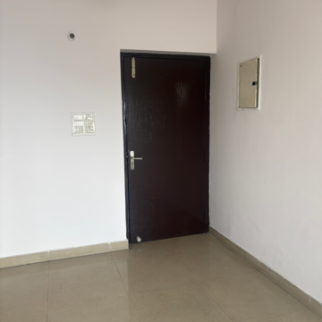 Room in 2 BHK Apartment at Aditya Royal Height, Krishna Nagar – for Sale