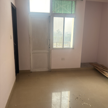 Room in 2 BHK Apartment at Aditya Royal Height, Krishna Nagar – for Sale