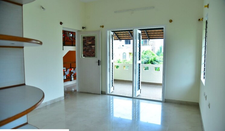 Room, hrbr layout 3 Bedroom 2200 Sq.Ft. Independent House In Hrbr Layout Bangalore 9716370