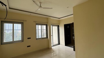 Room in 6 BHK Villa at Gaur Yamuna City 32nd Park View, Gaur Yamuna City – for Sale