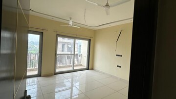 Room in 6 BHK Villa at Gaur Yamuna City 32nd Park View, Gaur Yamuna City – for Sale