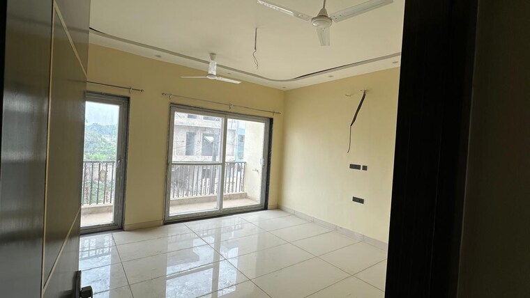 Room, gaur-yamuna-city-32nd-park-view 6 Bedroom 3160 Sq.Ft. Villa In Gaur Yamuna City Greater Noida 9716585