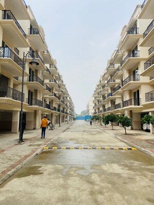 2.5 BHK Builder Floor – Exterior View View at Signature Global Park 4 and 5, Sohna Sector 36 - for Sale
