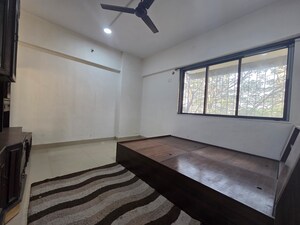Bedroom in 2 BHK Apartment at Goregaon West – for Rent