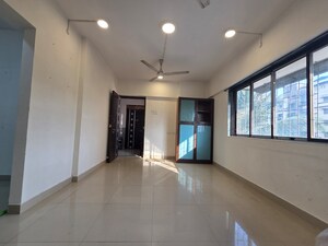 Room in 2 BHK Apartment at Goregaon West – for Rent