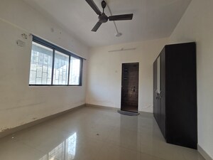 Room in 2 BHK Apartment at Goregaon West – for Rent