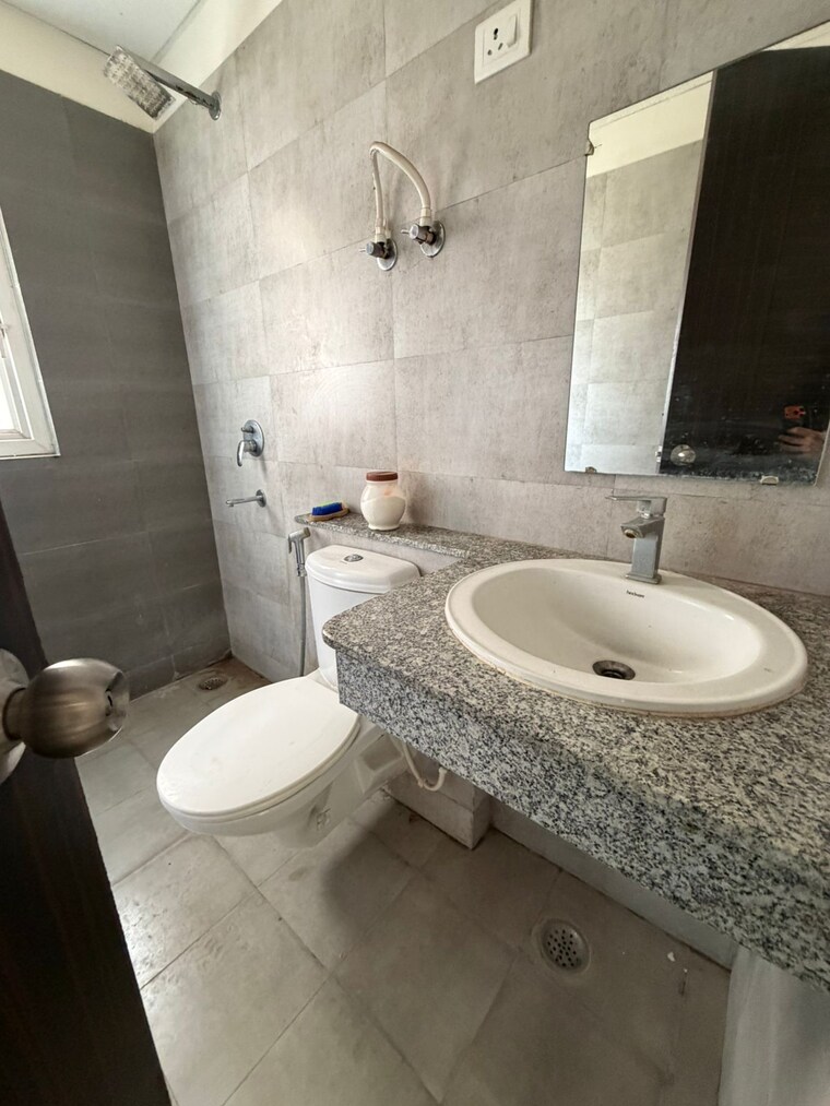 Bathroom, aims-golf-avenue-i 2 Bedroom 1150 Sq.Ft. Apartment In Sector 75 Noida 9716862