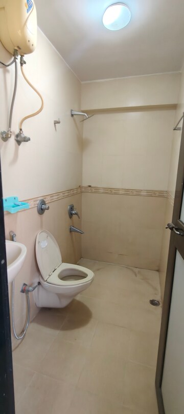 Bathroom in 4 BHK Apartment at Kharghar Sector 4 – for Rent