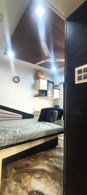 Bedroom in 3 BHK Apartment at Sai Everest Solitaire Heights, Santacruz East – for Rent