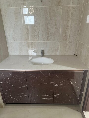 Bathroom in 4 BHK Apartment at Avenue Road – for Sale