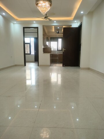 Kitchen in 3 BHK Builder Floor at Green Fields Colony – for Sale