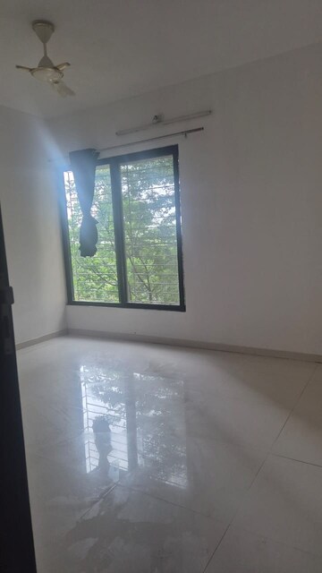 Room in 3 BHK Apartment at Pride World City Brooklyn, Charholi Budruk – for Rent