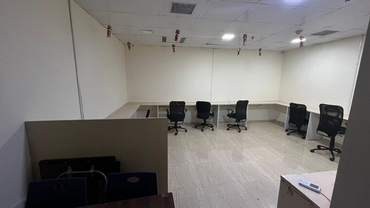 Team Area, bhandup west Commercial Office Space 350 Sq.Ft. In Bhandup West Mumbai 9717162
