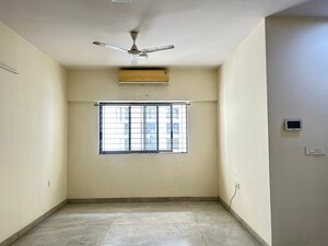 Room in 2 BHK Apartment at Lodha Luxuria Priva, Majiwada – for Sale