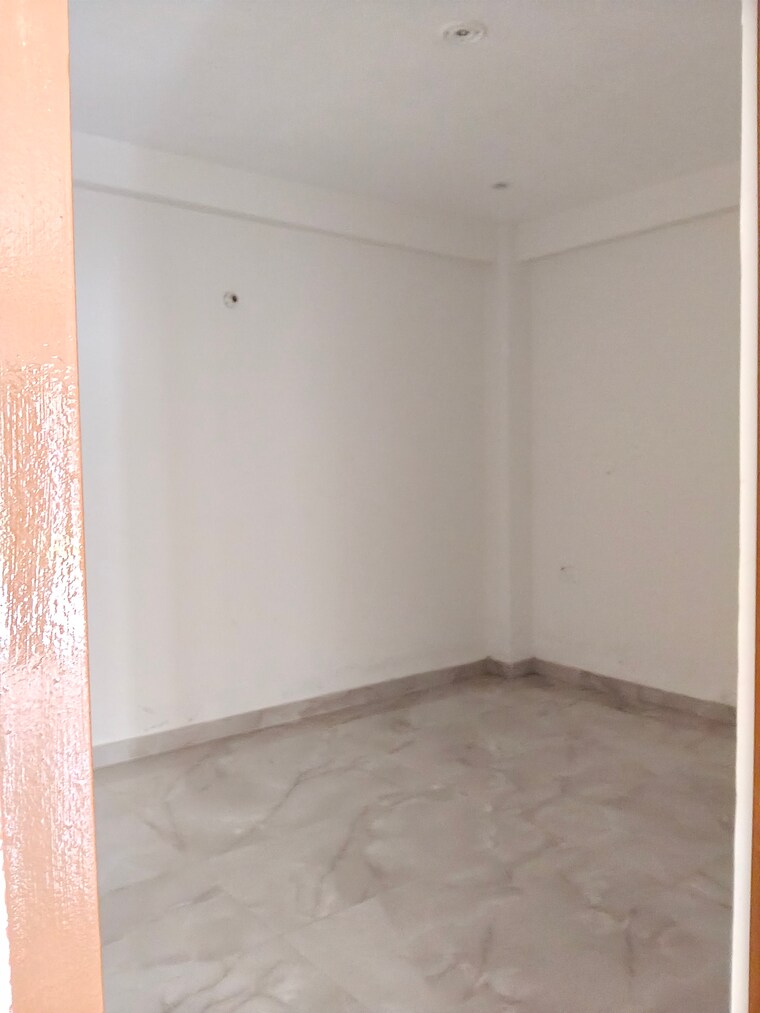 Room, yamuna-enclave 3 Bedroom 1600 Sq.Ft. Villa In Atmadpur Village Faridabad 9717342