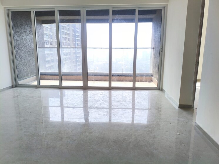 Cover Image, mahaveer-solitaire-edge 2.5 Bedroom 995 Sq.Ft. Apartment In Kandivali East Mumbai 9717234