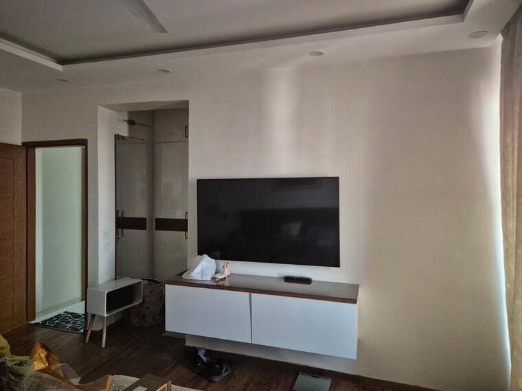 Kitchen, tulip-violet 4 Bedroom 2010 Sq.Ft. Apartment In Sector 69 Gurgaon 9717336