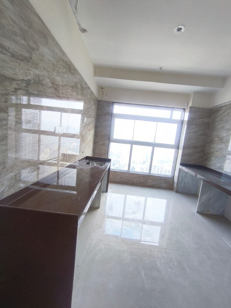Kitchen, mahaveer-solitaire-edge 3 Bedroom 1315 Sq.Ft. Apartment In Kandivali East Mumbai 9717333