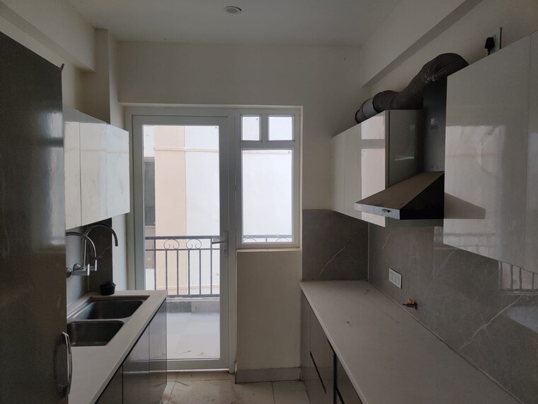 Kitchen, ghb-splande 3 Bedroom 1915 Sq.Ft. Apartment In Patiala Road Zirakpur 9717386