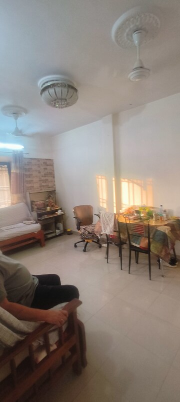Living Room in 2 BHK Apartment at Kandivali West – for Rent