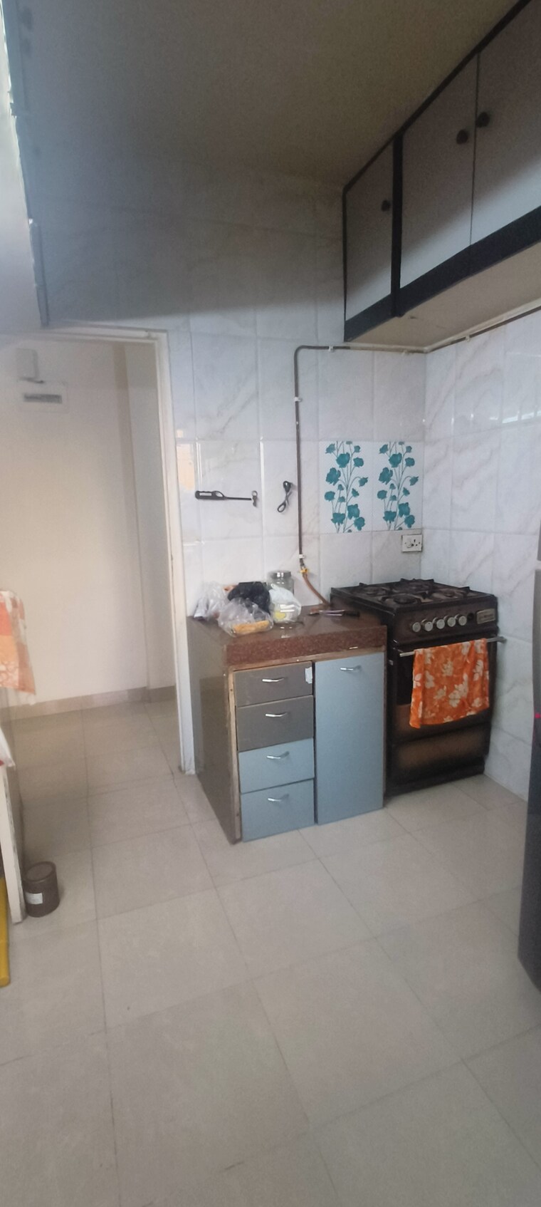 Kitchen, kandivali west 2 Bedroom 1000 Sq.Ft. Apartment In Kandivali West Mumbai 9717513