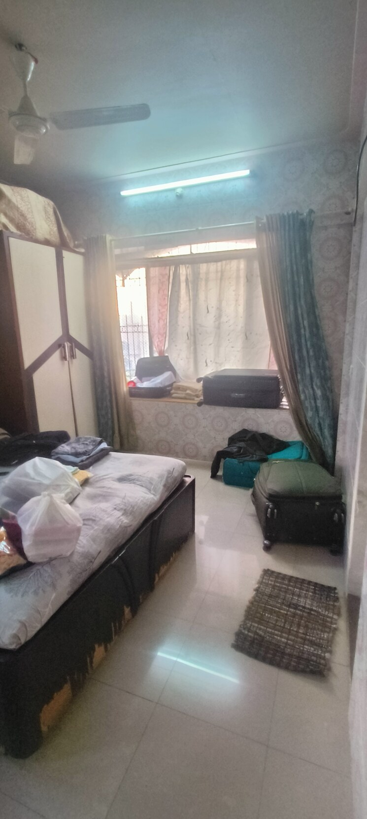 Living Room, kandivali west 2 Bedroom 1000 Sq.Ft. Apartment In Kandivali West Mumbai 9717513