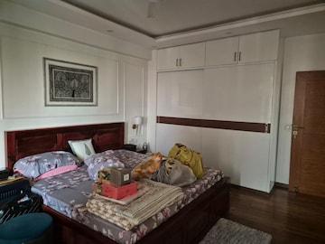 Bedroom in 4 BHK Apartment at Tulip Violet, Sector 69 – for Rent