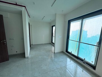 Room in 1 BHK Apartment at Hubtown Celeste, Worli – for Sale
