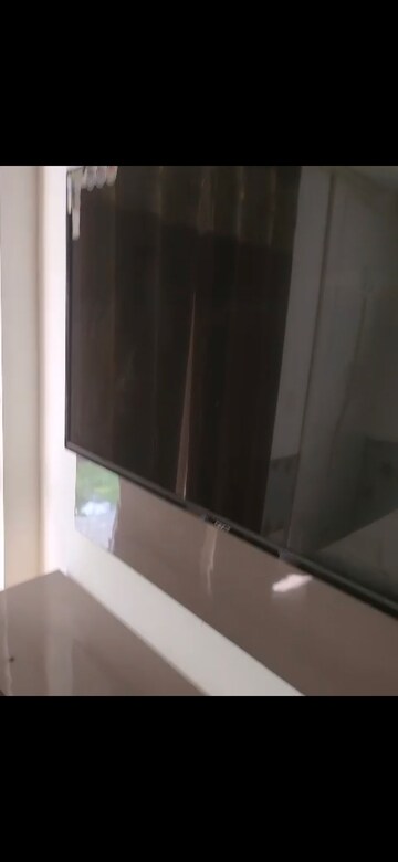 Bathroom in 3 BHK Builder Floor at BPTP Parkland Pride, Sector 77 – for Rent