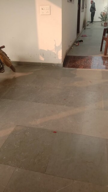 Room in 3 BHK Independent House at Chiranjiv Vihar – for Sale