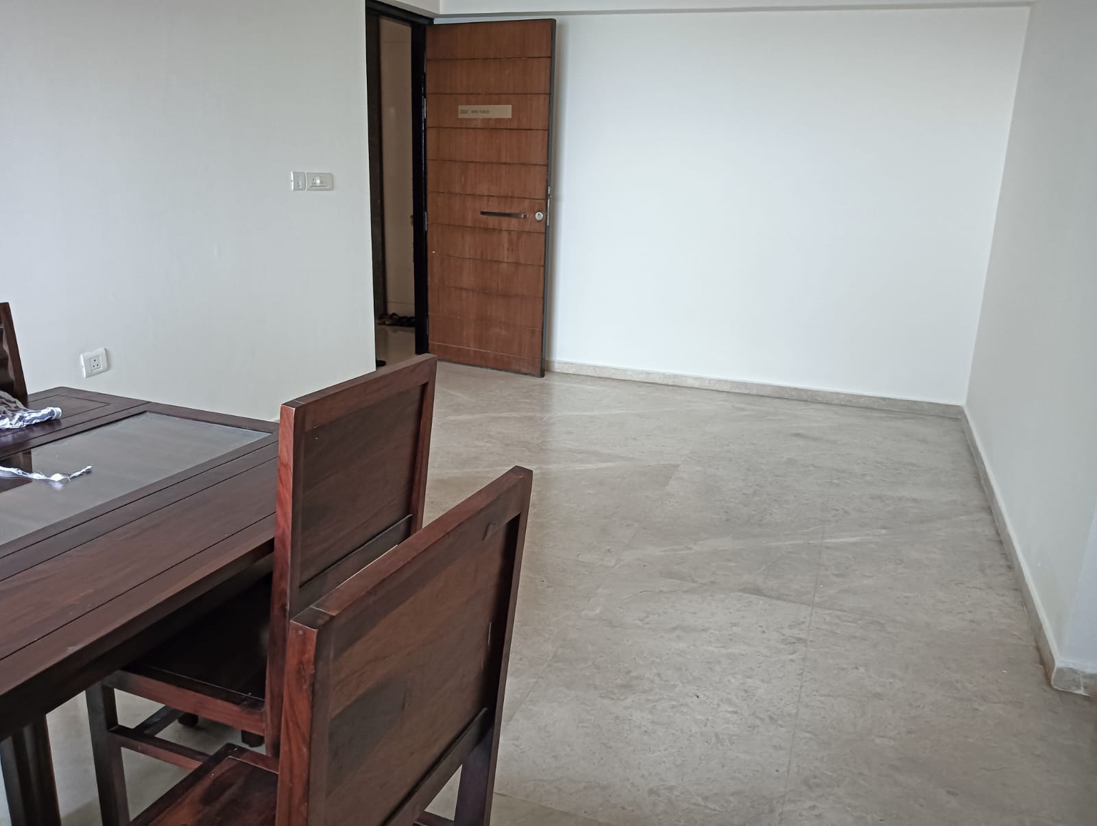 2 BHK 1500 Sq.Ft. Apartment in Regency Towers