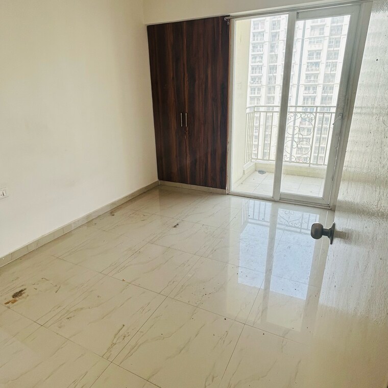 Room, mahagun-mantra-ii 2.5 Bedroom 1125 Sq.Ft. Apartment In Vaidpura Greater Noida 9717817