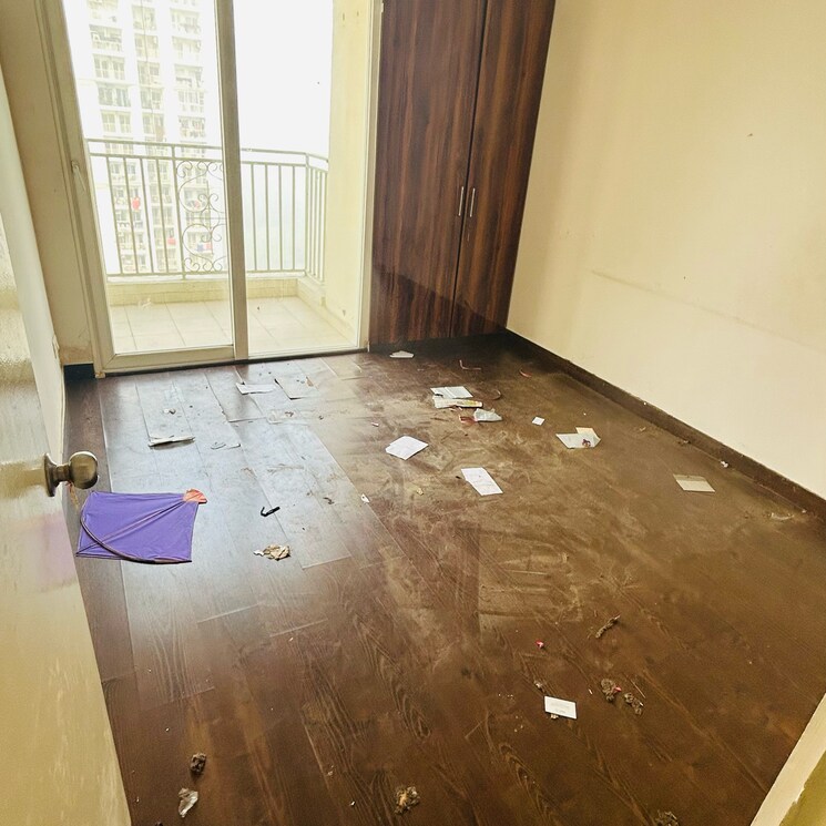 Master Bedroom, mahagun-mantra-ii 2.5 Bedroom 1125 Sq.Ft. Apartment In Vaidpura Greater Noida 9717817