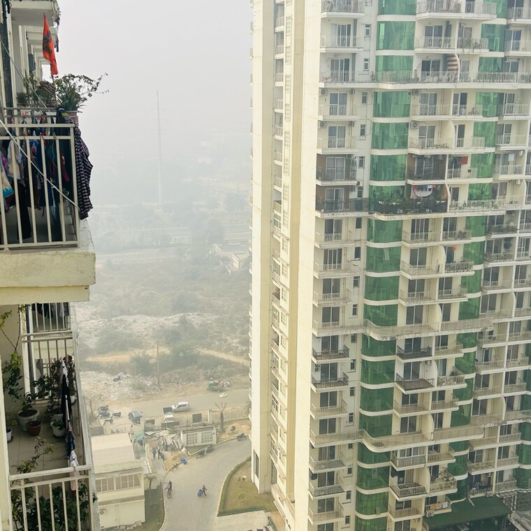 Exterior View, mahagun-mantra-ii 2.5 Bedroom 1125 Sq.Ft. Apartment In Vaidpura Greater Noida 9717817