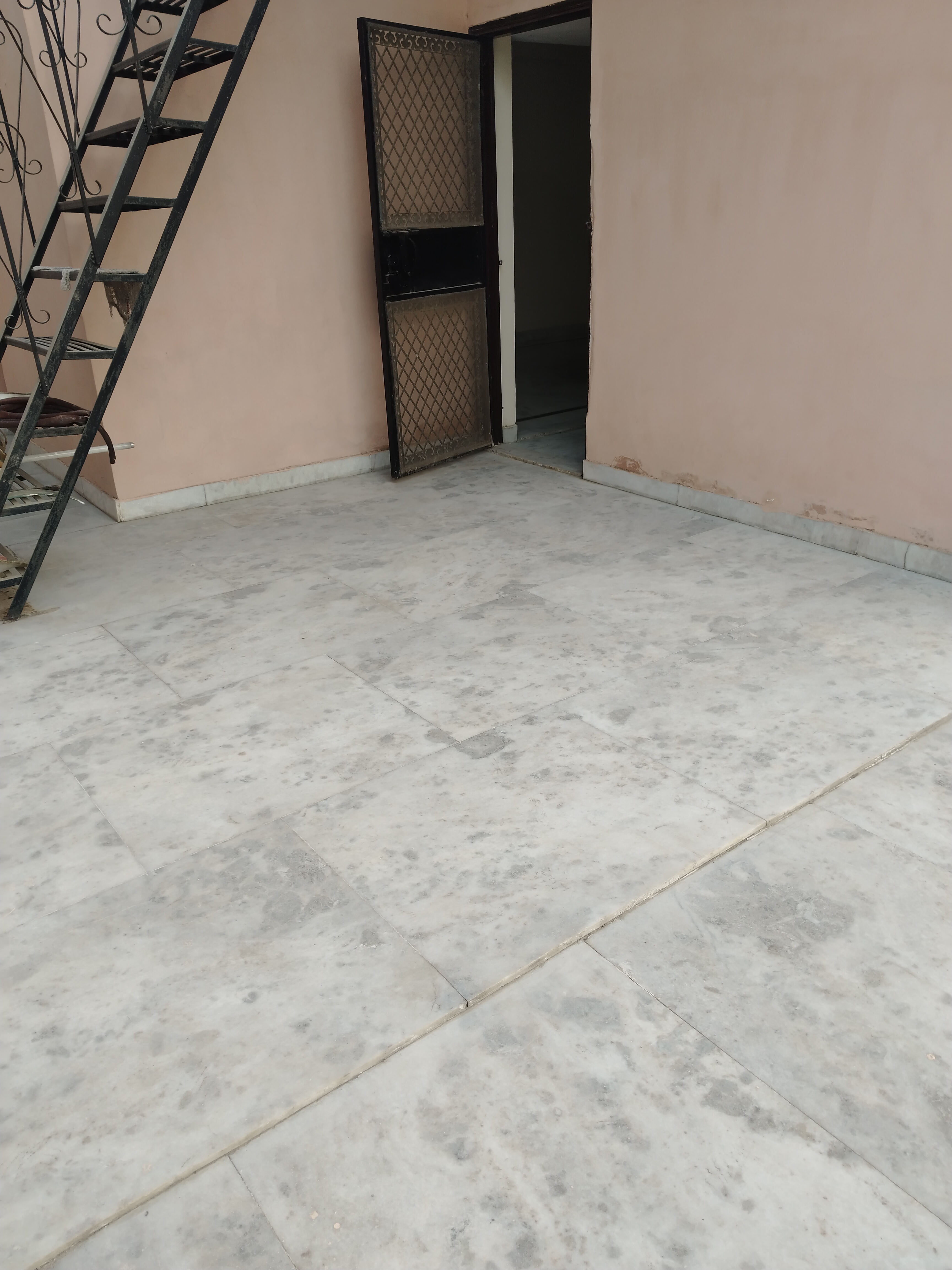 1 BHK 700 Sq.Ft. Apartment in Srishti Greenfield Homes