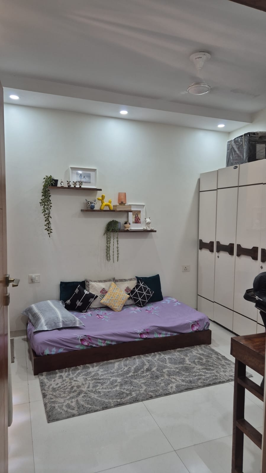 4 BHK Apartment For Rent in Tulip Violet