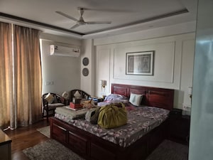 Bedroom in 4 BHK Apartment at Tulip Violet, Sector 69 – for Rent