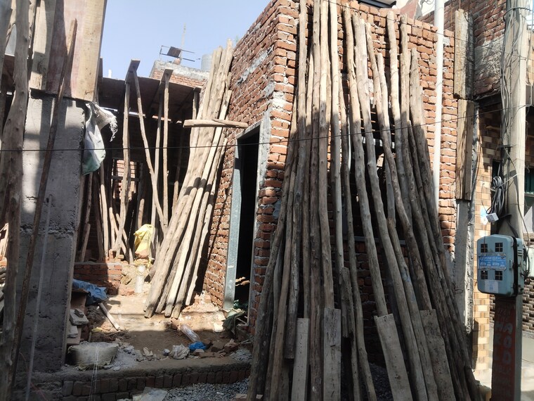 Balcony, sector 87 2 Bedroom 53 Sq.Yd. Independent House In Sector 87 Faridabad 9717878