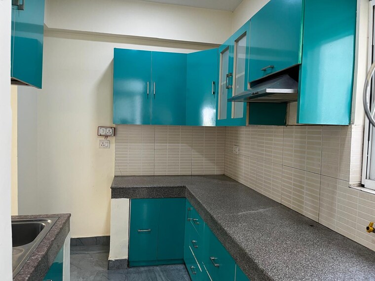 Kitchen, chd-avenue-71 3 Bedroom 1743 Sq.Ft. Apartment In Sector 71 Gurgaon 9717945