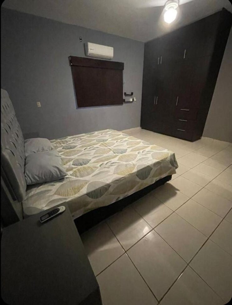 Room, vibhuti khand Pg For Boys & Girls In Vibhuti Khand 9717944