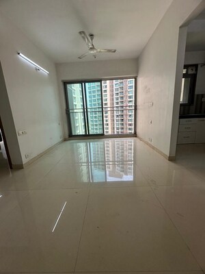 Room in 2 BHK Apartment at Runwal Eirene, Balkum Pada – for Rent