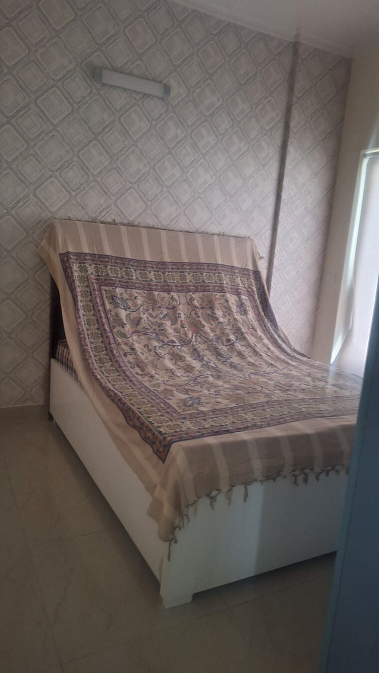 Bathroom, shree-vardhman-victoria 3 Bedroom 1950 Sq.Ft. Apartment In Sector 70 Gurgaon 9718001