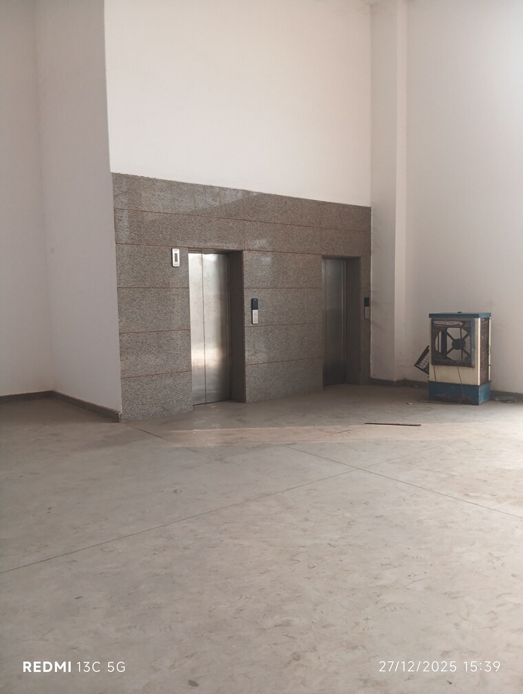 Floor Plan, hosiery-complex Commercial Office Space in IT/SEZ 100007 Sq.Ft. In Hosiery Complex Noida 9718040